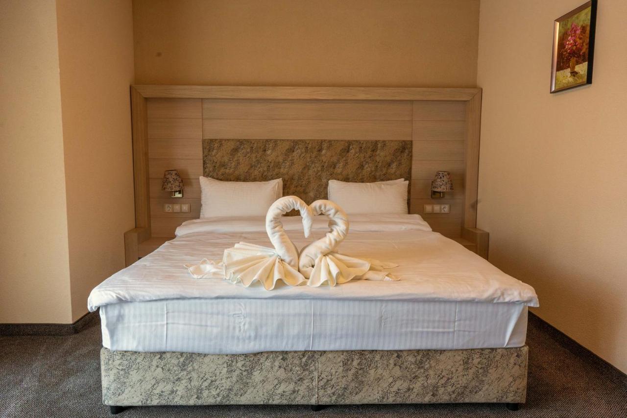 Boutique Hotel Provence Бутик Хотел Прованс Petritj Exteriör bild