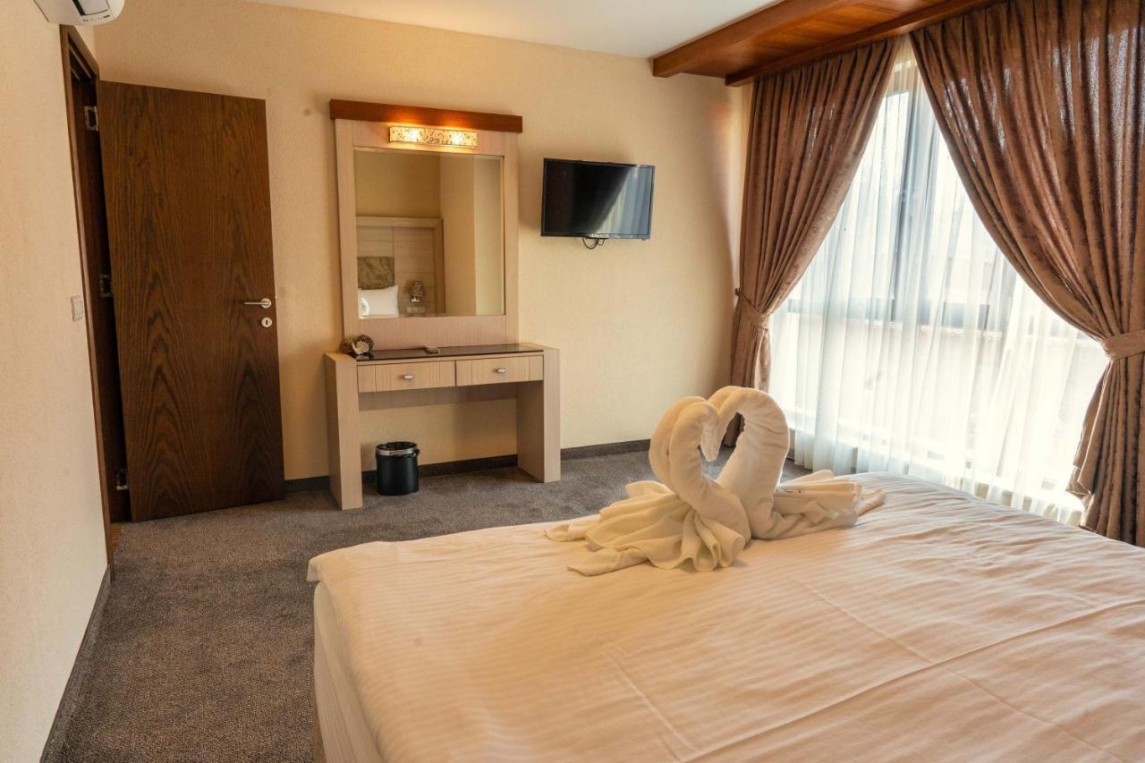 Boutique Hotel Provence Бутик Хотел Прованс Petritj Exteriör bild