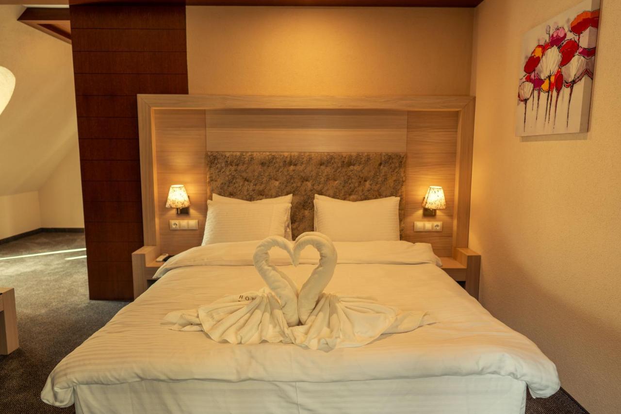 Boutique Hotel Provence Бутик Хотел Прованс Petritj Exteriör bild